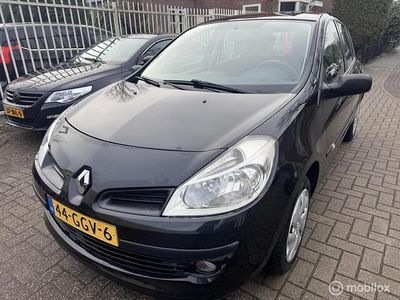 Occasion Renault Clio II 75 PK (55 kW) 2008 Zwart Hatchback
