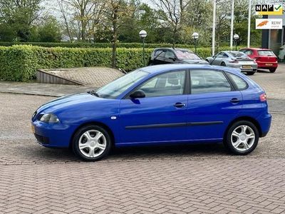 tweedehands Seat Ibiza 1.4-16V Referencebj.2005kleur: blauw/paars5 deu
