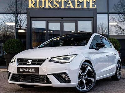 Wit Occasion 2023 Seat Ibiza Beats Hatchback | € 24.900 (Iets duurder)