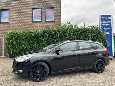 Zwart Occasion 2016 Ford Focus Stationwagen | € 8.995 (Eerlijke prijs)