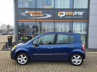 Blauw Gebruikt 2005 Renault Modus Luxe MPV | € 1.500 (Eerlijke prijs)