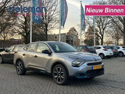 Grijs Gebruikt 2023 Citroën e-C4 Feel Sedan | € 16.845 (Super prijs)