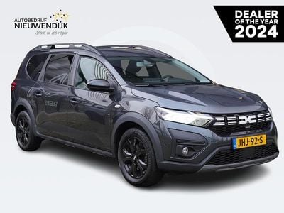 Grijs Gebruikt 2023 Dacia Jogger Extreme MPV | € 19.795 (Eerlijke prijs)