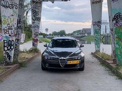 Alfa Romeo 159
