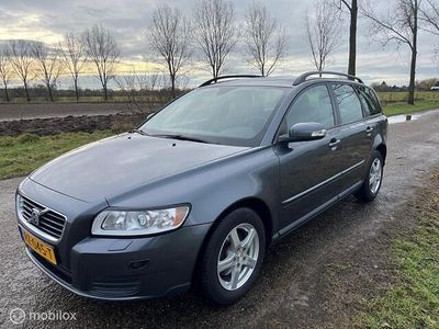 Grijs Occasion 2008 Volvo V50 Momentum Stationwagen | € 3.250 (Super prijs)