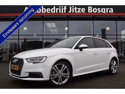 Wit Gebruikt 2017 Audi A3 Sport Hatchback | € 17.950 (Eerlijke prijs)