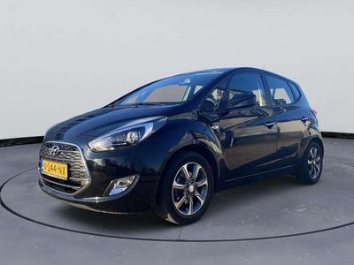 Zwart Occasion 2016 Hyundai ix20 Hatchback | € 8.950 (Goede deal)