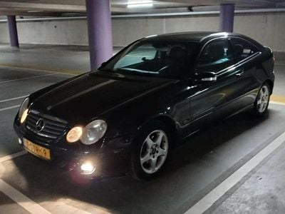Mercedes C230