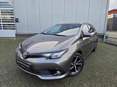 Bruin Gebruikt 2019 Toyota Auris Touring Sports Plus Stationwagen | € 18.844 (Eerlijke prijs)