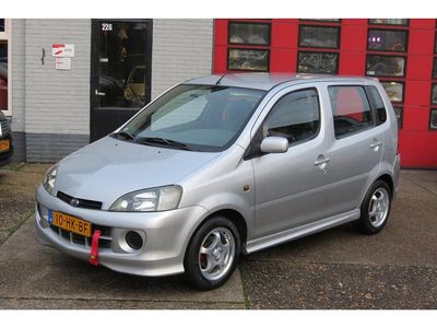 Grijs Gebruikt 2001 Daihatsu YRV MPV | € 1.899