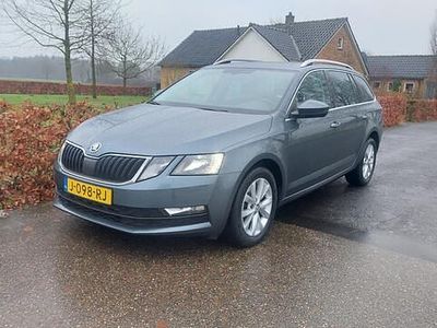 Grijs Occasion 2019 Skoda Octavia Style Stationwagen | € 10.500 (Goede deal)