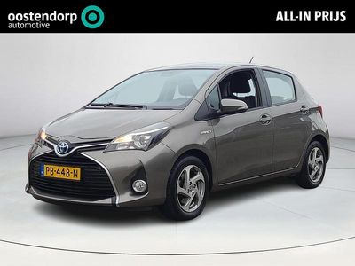 Grijs Gebruikt 2016 Toyota Yaris Hybrid Hatchback | € 11.945 (Eerlijke prijs)