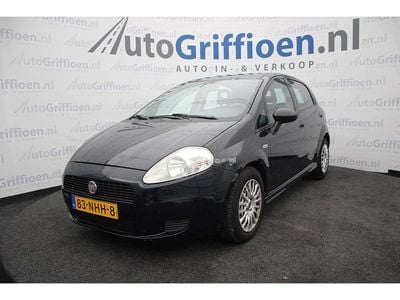 Blauw Gebruikt 2010 Fiat Punto Hatchback | € 1.790 (Goede deal)