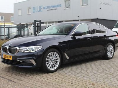 Blauw (metallic) Gebruikt 2019 BMW 530e iPerformance Sedan | € 19.500