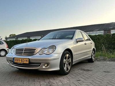 Mercedes C200