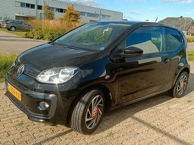 Gebruikt 2017 VW up! Sound Hatchback | € 9.750 (Eerlijke prijs)