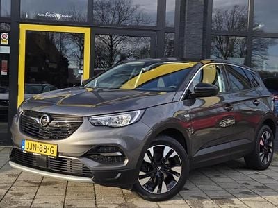 Grijs (metallic) Gebruikt 2021 Opel Grandland X Innovation SUV | € 17.950 (Goede deal)
