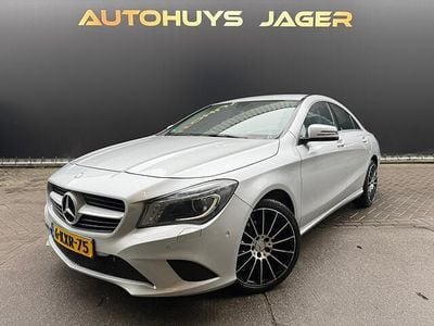 Grijs Occasion 2013 Mercedes CLA200 Ambition Sedan | € 13.950 (Goede deal)