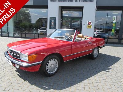 Rood Gebruikt 1986 Mercedes 560 Cabriolet | € 34.950