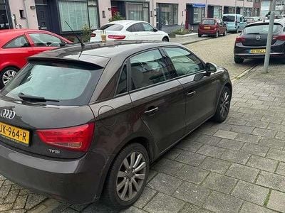 Bruin Gebruikt 2012 Audi A1 Hatchback | € 5.000 (Super prijs)