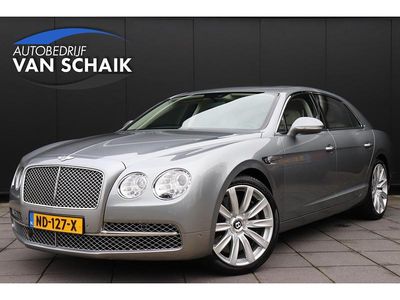 Grijs Gebruikt 2016 Bentley Flying Spur Sedan | € 79.999