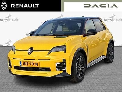 Geel Nieuw 2025 Renault R5 Iconic Hatchback | € 32.950 (Eerlijke prijs)