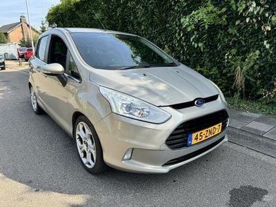 Occasion Ford B-MAX Titanium 120 PK (88 kW) 2013 Grijs, metallic lak MPV
