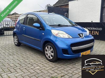 Blauw Gebruikt 2010 Peugeot 107 Urban Move Hatchback | € 1.650 (Goede deal)