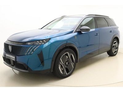 Peugeot e-5008