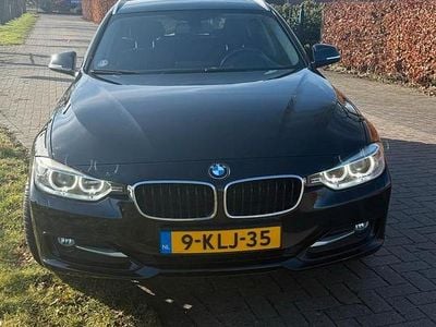 Zwart Occasion 2013 BMW 316 Executive Stationwagen | € 10.999 (Iets duurder)