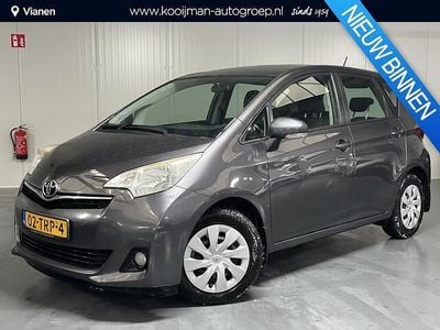 Grijs Occasion 2012 Toyota Verso-S MPV | € 8.950 (Eerlijke prijs)