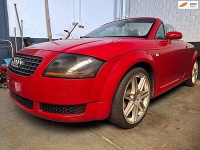 Occasion Audi TT Roadster Basis 179 PK (131 kW) 2000 Rood Cabriolet