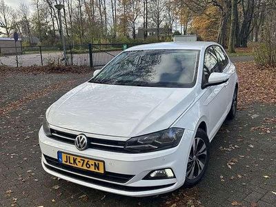 Wit Gebruikt 2019 VW Polo Business Hatchback | € 12.750 (Eerlijke prijs)