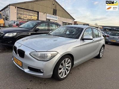 Grijs Gebruikt 2012 BMW 116 Hatchback | € 5.950 (Eerlijke prijs)