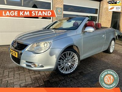 tweedehands VW Eos 2.0-16v FSI LEER-PANO-PDC-NAP