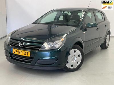 tweedehands Opel Astra 1.4 Enjoy / NL-auto / Airco / Trekhaak / 5-drs