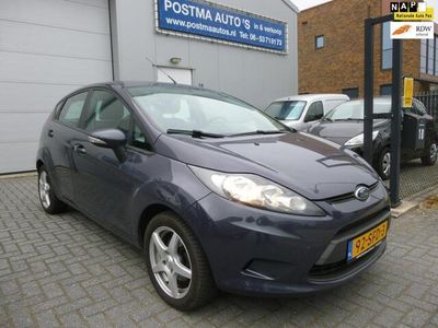 tweedehands Ford Fiesta 1.25 Limited airco, 5 deuren, nette staat.