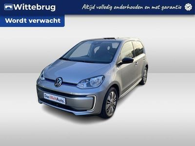 tweedehands VW e-up! Move 83pk / Navigatie / Stoelverwarming / Achterui