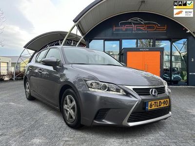 Lexus CT200h