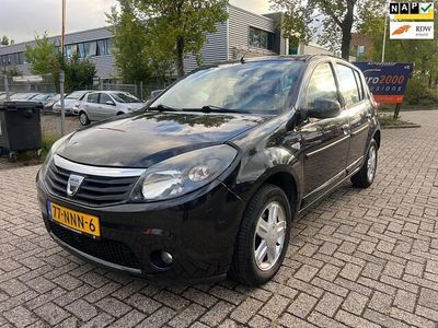 Zwart Gebruikt 2010 Dacia Sandero Hatchback | € 2.150 (Eerlijke prijs)