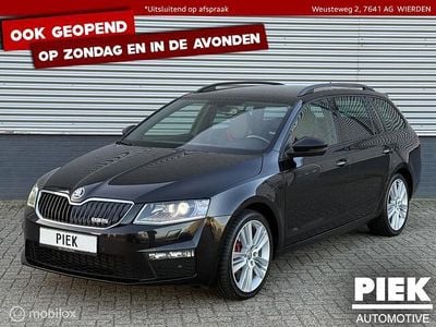 Zwart Occasion 2015 Skoda Octavia RS Stationwagen | € 13.999 (Eerlijke prijs)