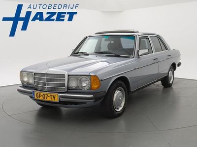 tweedehands Mercedes 250 (W123) AUT. LPG *WEGENBELASTINGVRIJ* ORIG. NL