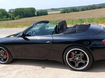 Zwart Occasion 2002 Porsche 911 Carrera Cabriolet Cabriolet | € 32.500 (Goede deal)