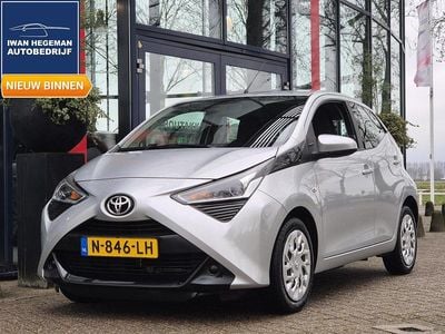 Grijs Gebruikt 2021 Toyota Aygo X-play Hatchback | € 10.990 (Eerlijke prijs)