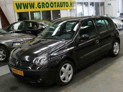 tweedehands Renault Clio II 1.6-16V Dynamique NAP