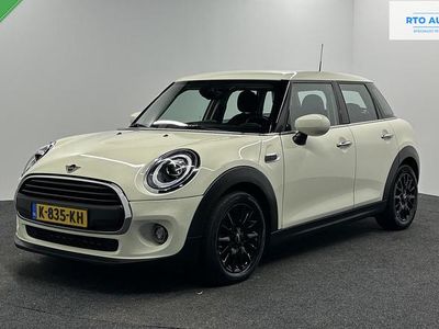 Grijs Gebruikt 2021 Mini Cooper Business Hatchback | € 18.000 (Iets duurder)