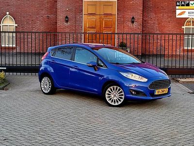 Occasion Ford Fiesta Titanium 101 PK (74 kW) 2012 Blauw Hatchback