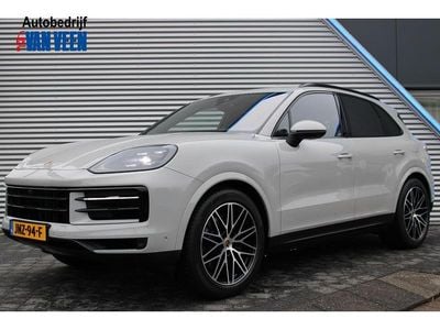 Grijs Occasion 2025 Porsche Cayenne Sport SUV | € 110.690