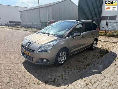 Grijs Occasion 2012 Peugeot 5008 Style MPV | € 5.450 (Iets duurder)
