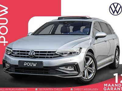 Grijs Occasion 2022 VW Passat Business+ Stationwagen | € 30.900 (Duur)